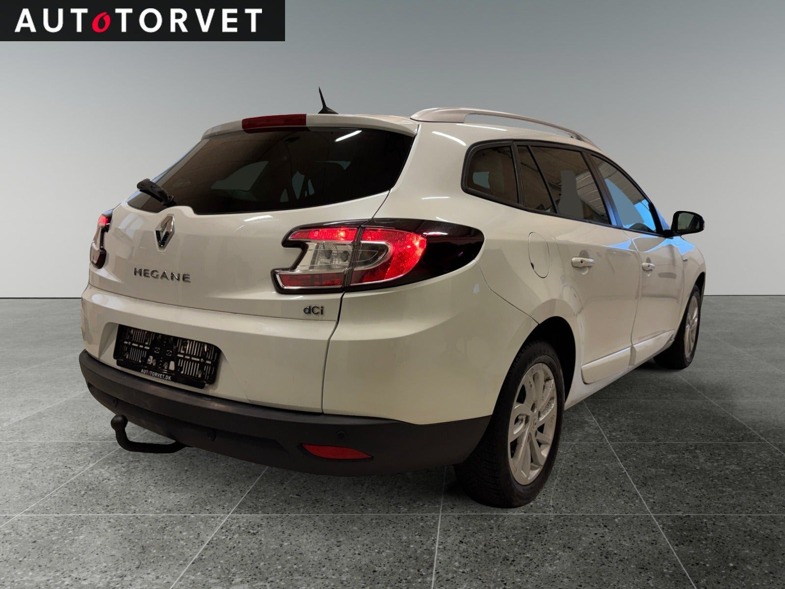 Hvid Renault Megane III fra 2015