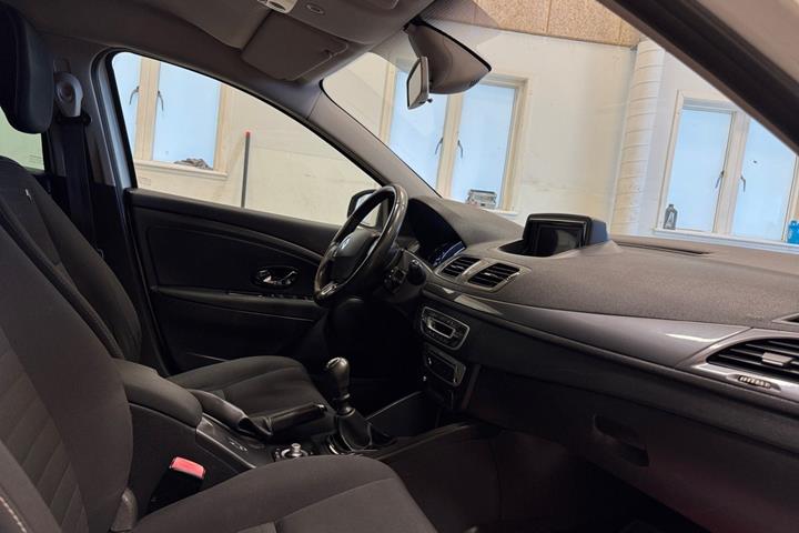 Hvid Renault Megane III fra 2015