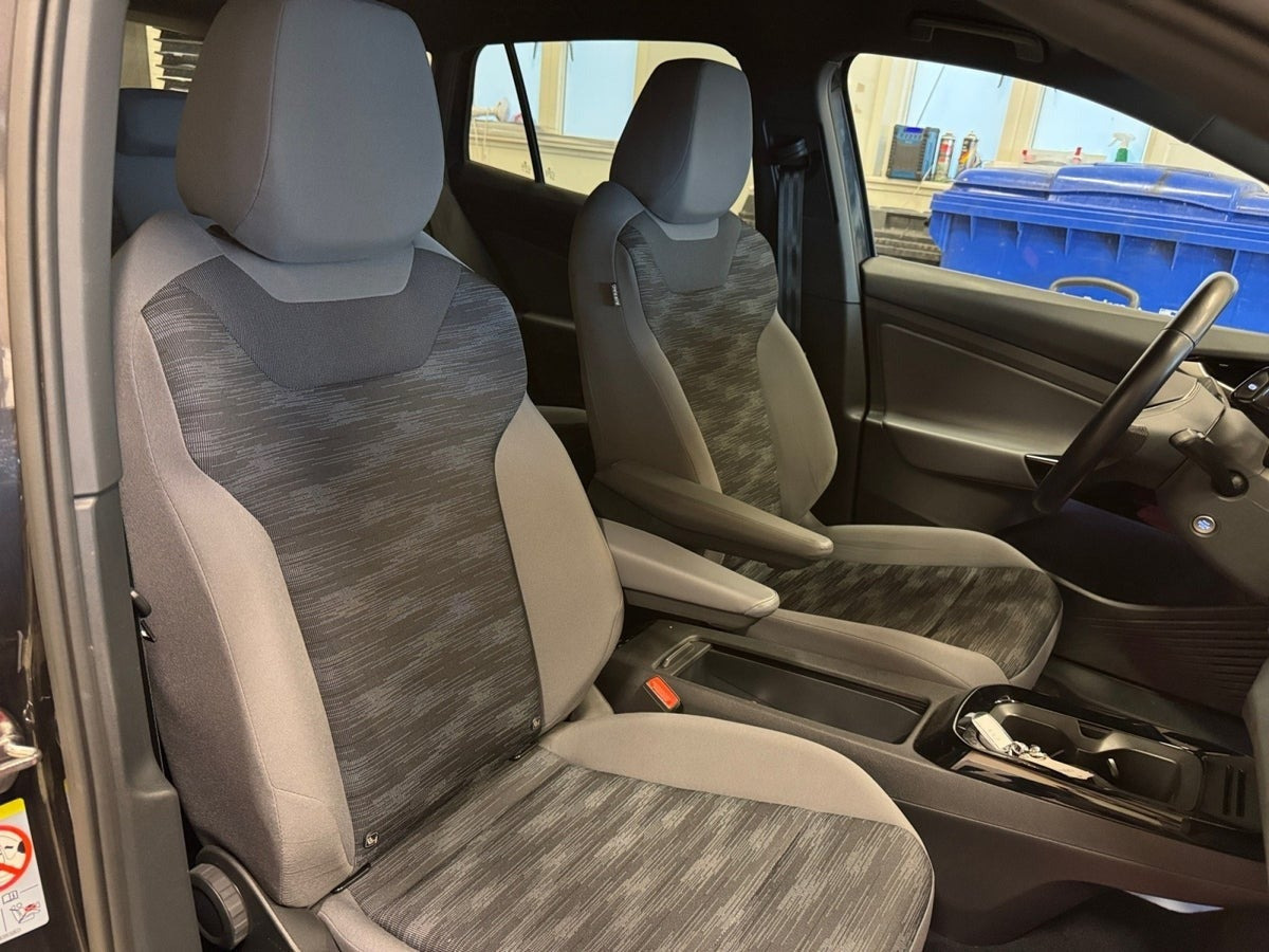 Grå VW ID.4 fra 2022