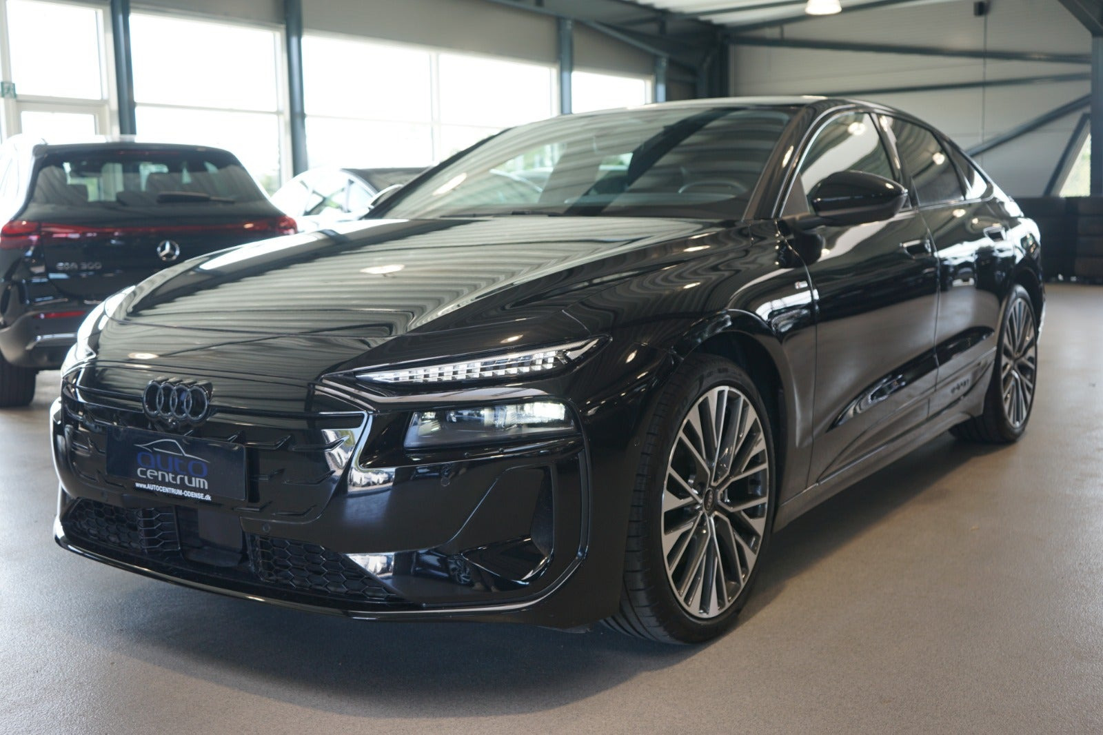 Sort Audi A6 e-tron fra 2025