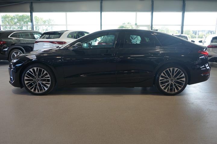 Sort Audi A6 e-tron fra 2025