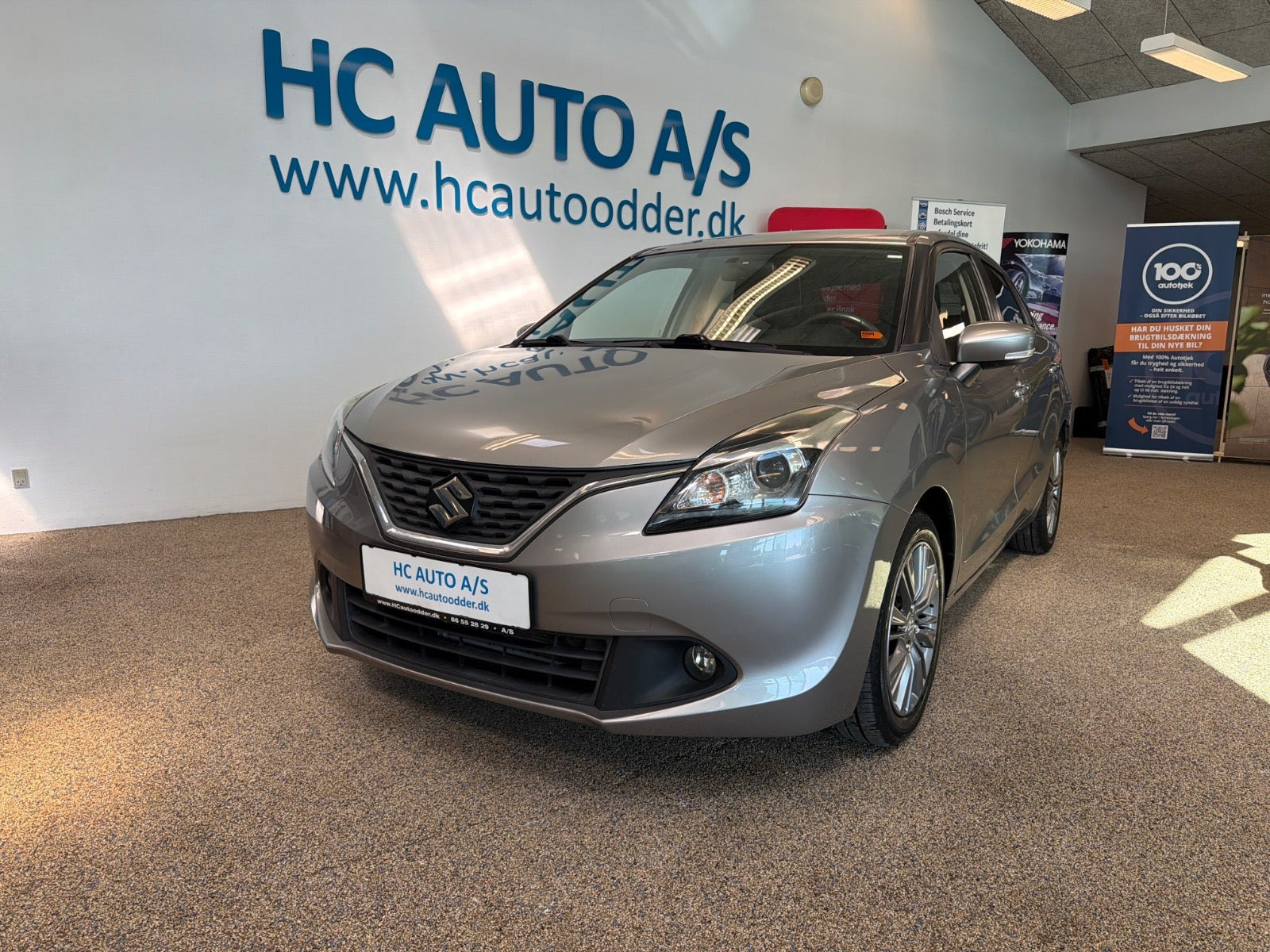 Grå Suzuki Baleno fra 2018
