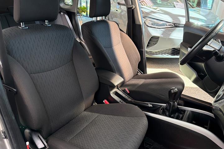 Grå Suzuki Baleno fra 2018