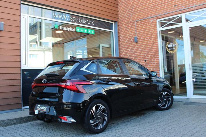 Sort Hyundai i20 fra 2021