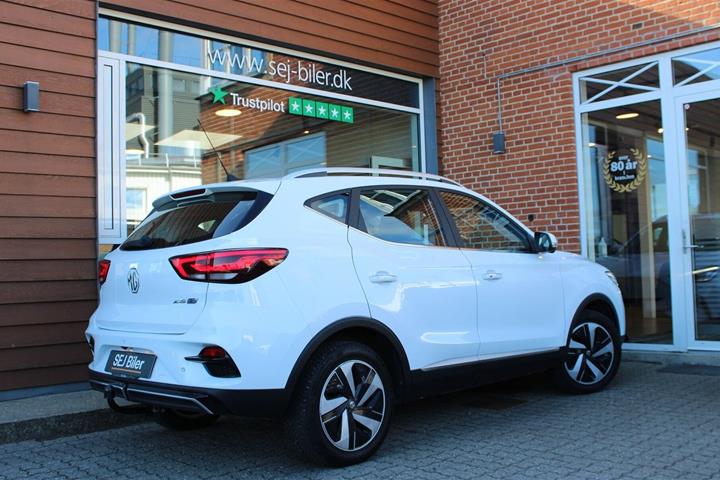 Hvid MG ZS fra 2022