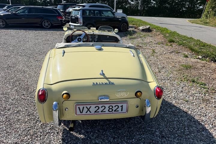 Gul Triumph TR3A fra 1960