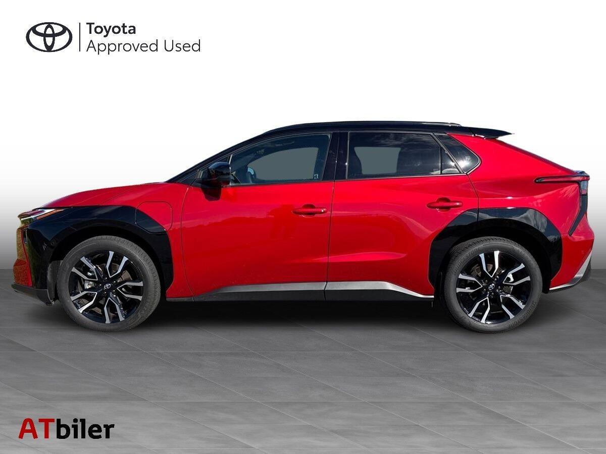 Rød Toyota BZ4X fra 2026