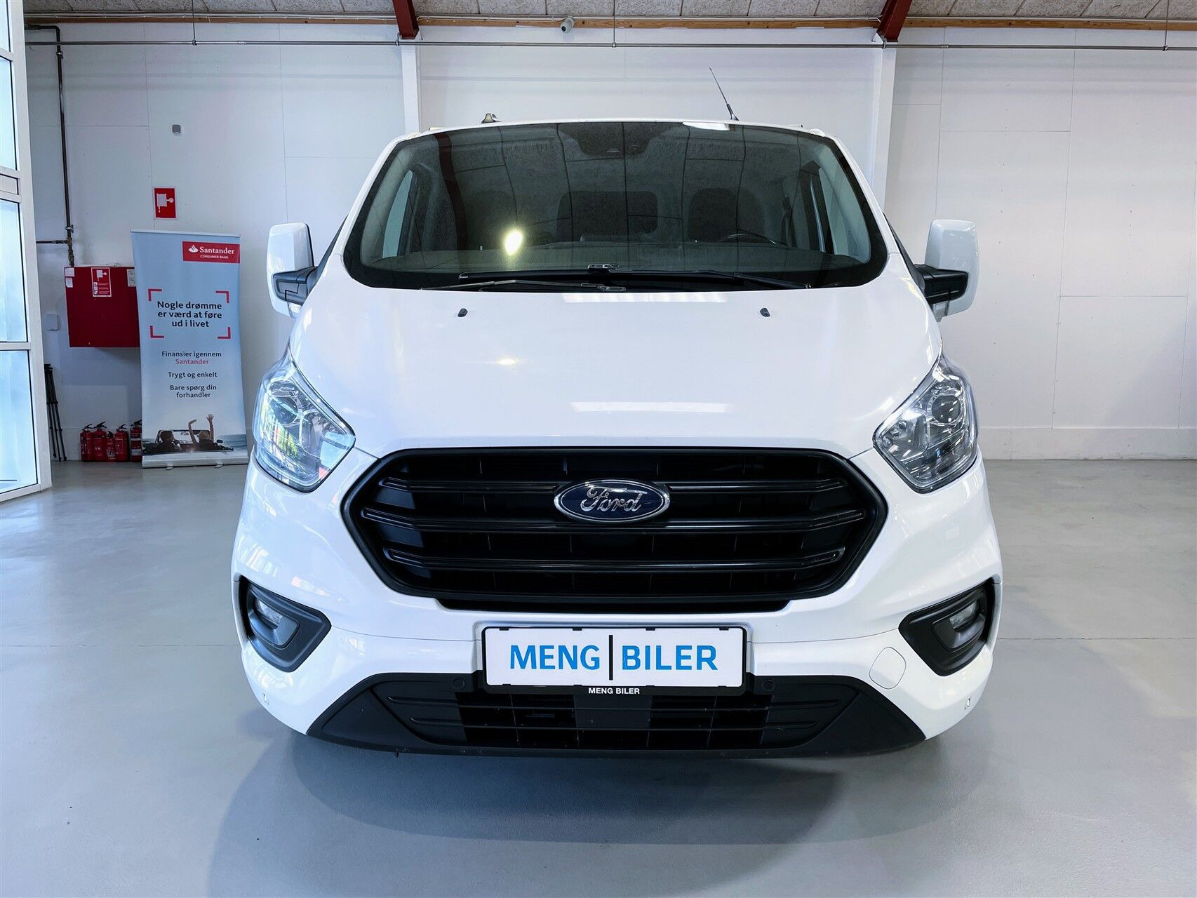 Hvid Ford Transit Custom fra 2022