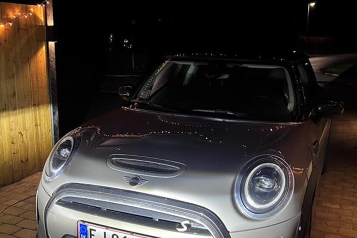 undefined Mini Cooper SE fra 2023