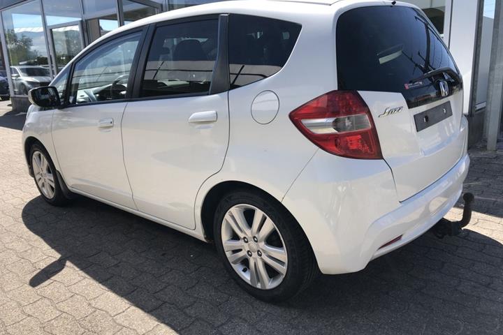 Hvid Honda Jazz fra 2013
