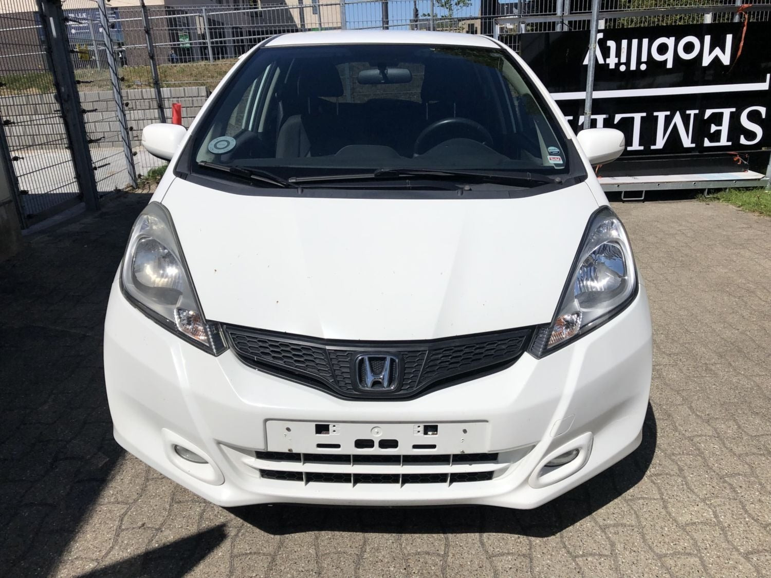 Hvid Honda Jazz fra 2013