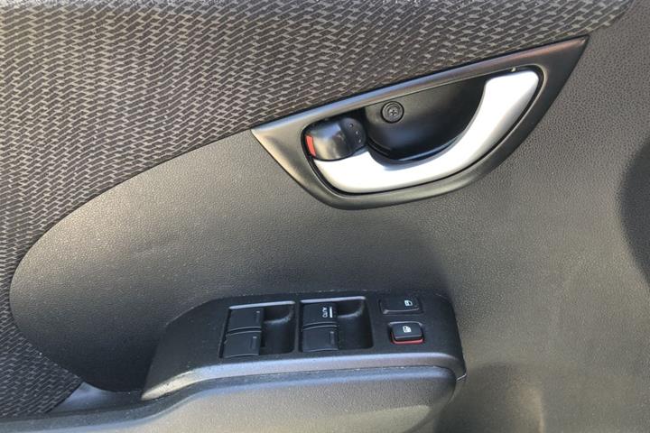 Hvid Honda Jazz fra 2013