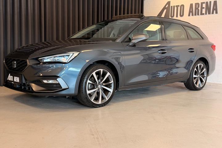 Grå Seat Leon fra 2021