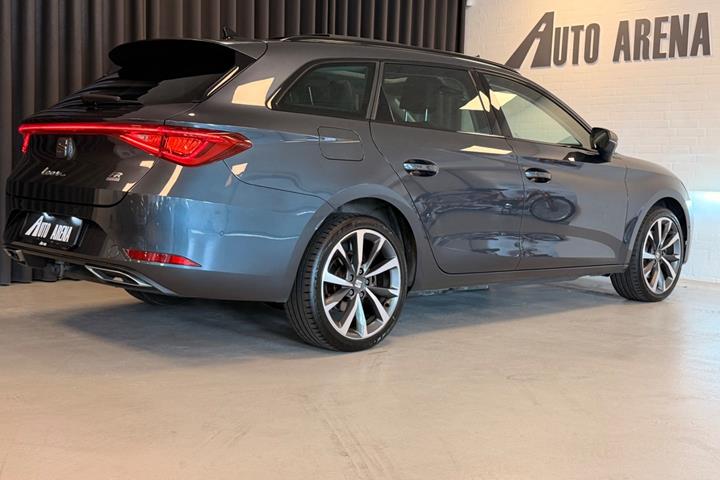 Grå Seat Leon fra 2021