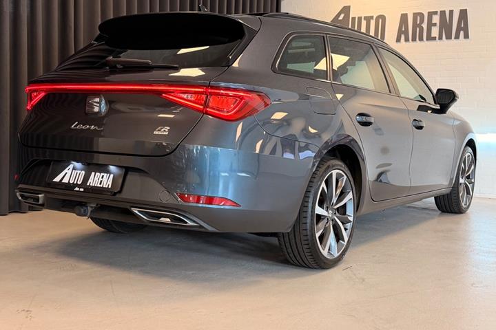 Grå Seat Leon fra 2021