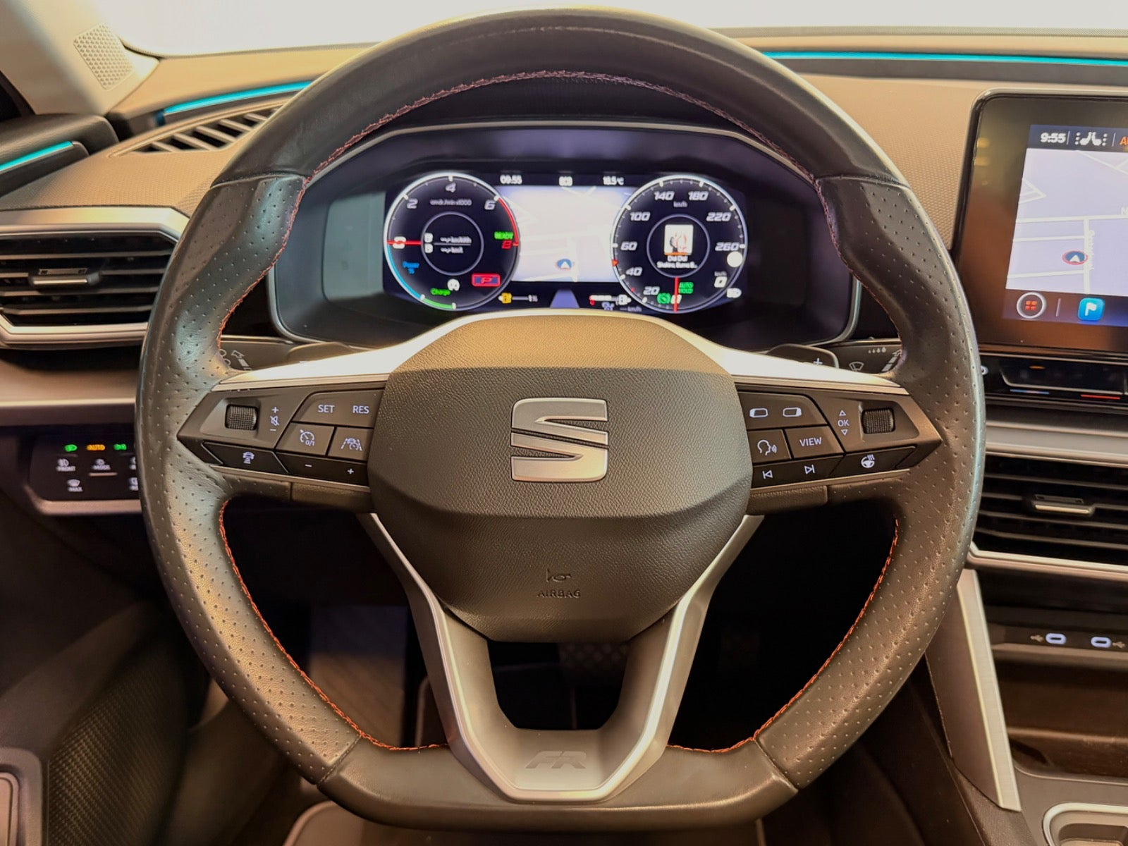 Grå Seat Leon fra 2021