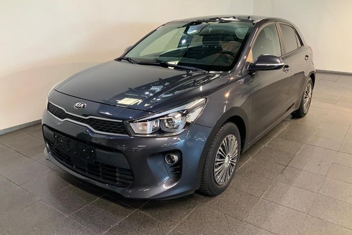 Grå Kia Rio fra 2018