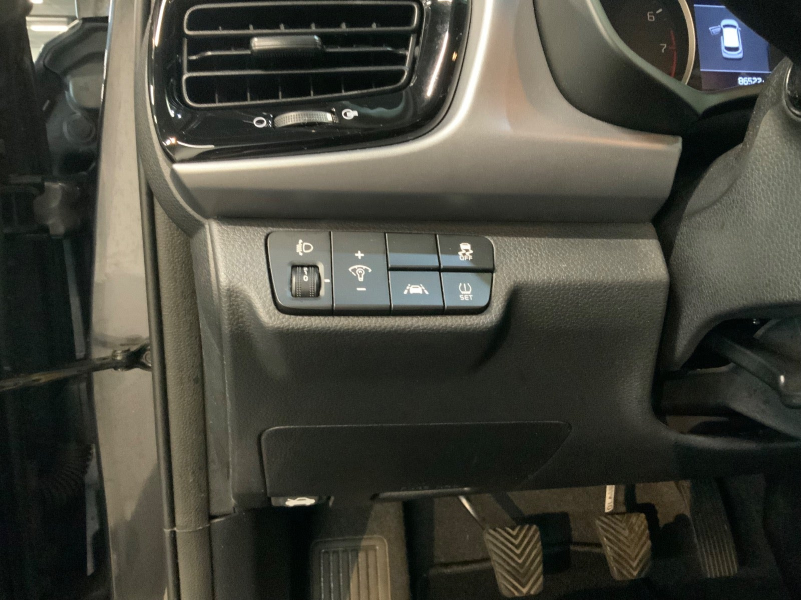 Grå Kia Rio fra 2018