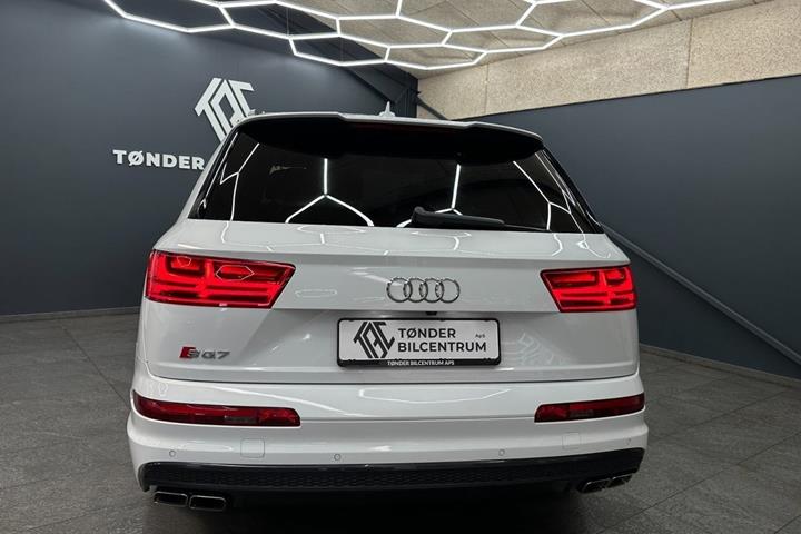 Hvid Audi SQ7 fra 2016