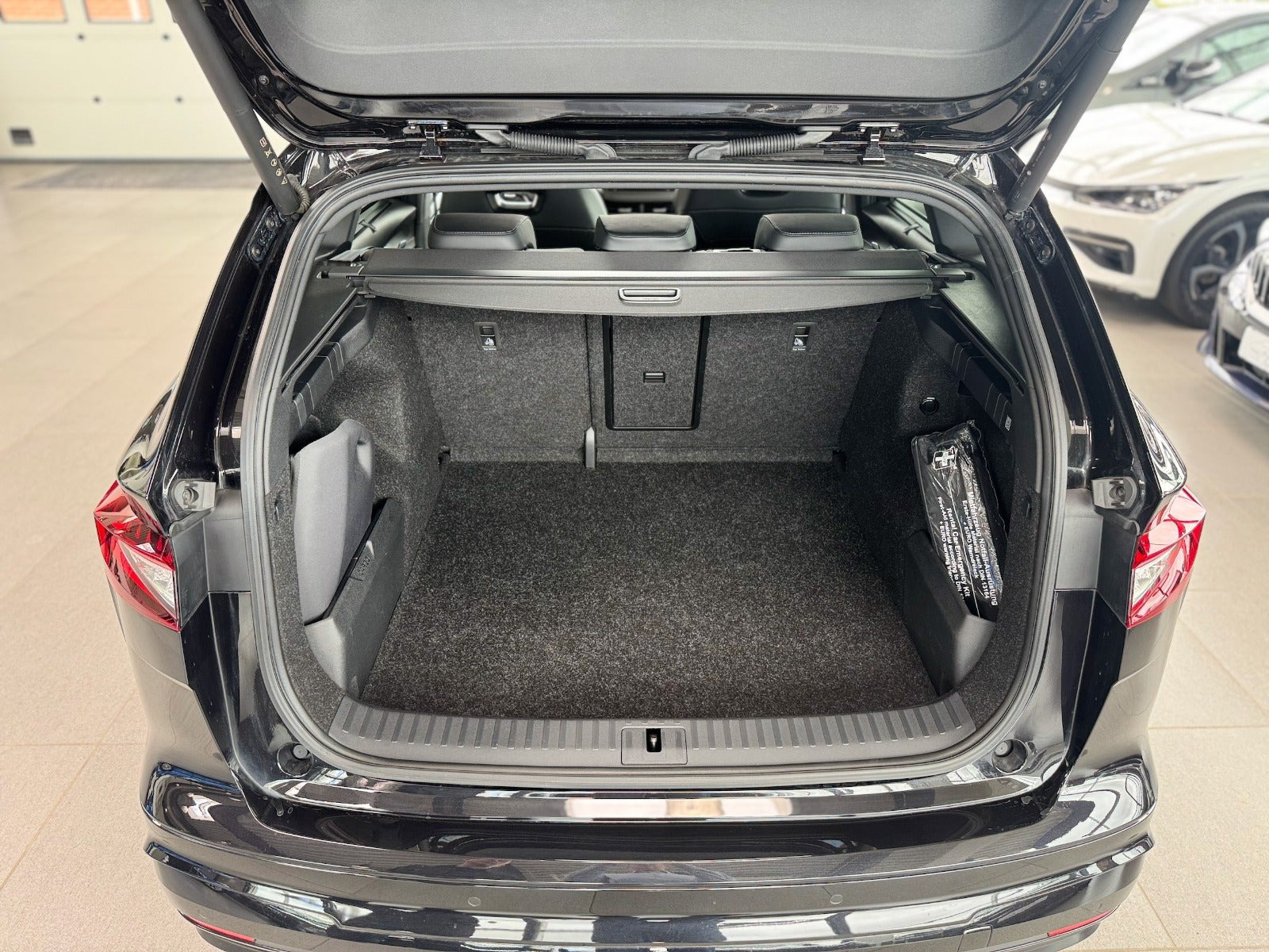 Sort Skoda Enyaq fra 2026