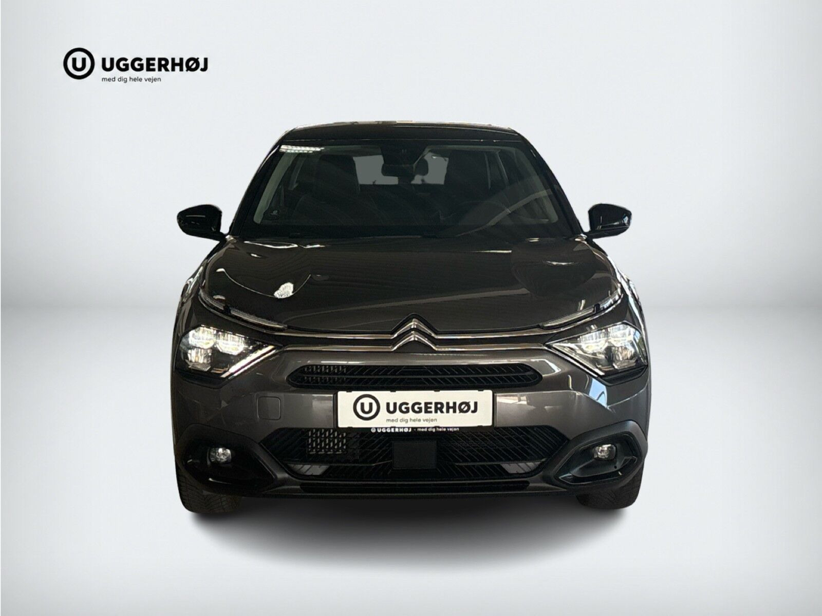 Grå Citroën C4 fra 2024