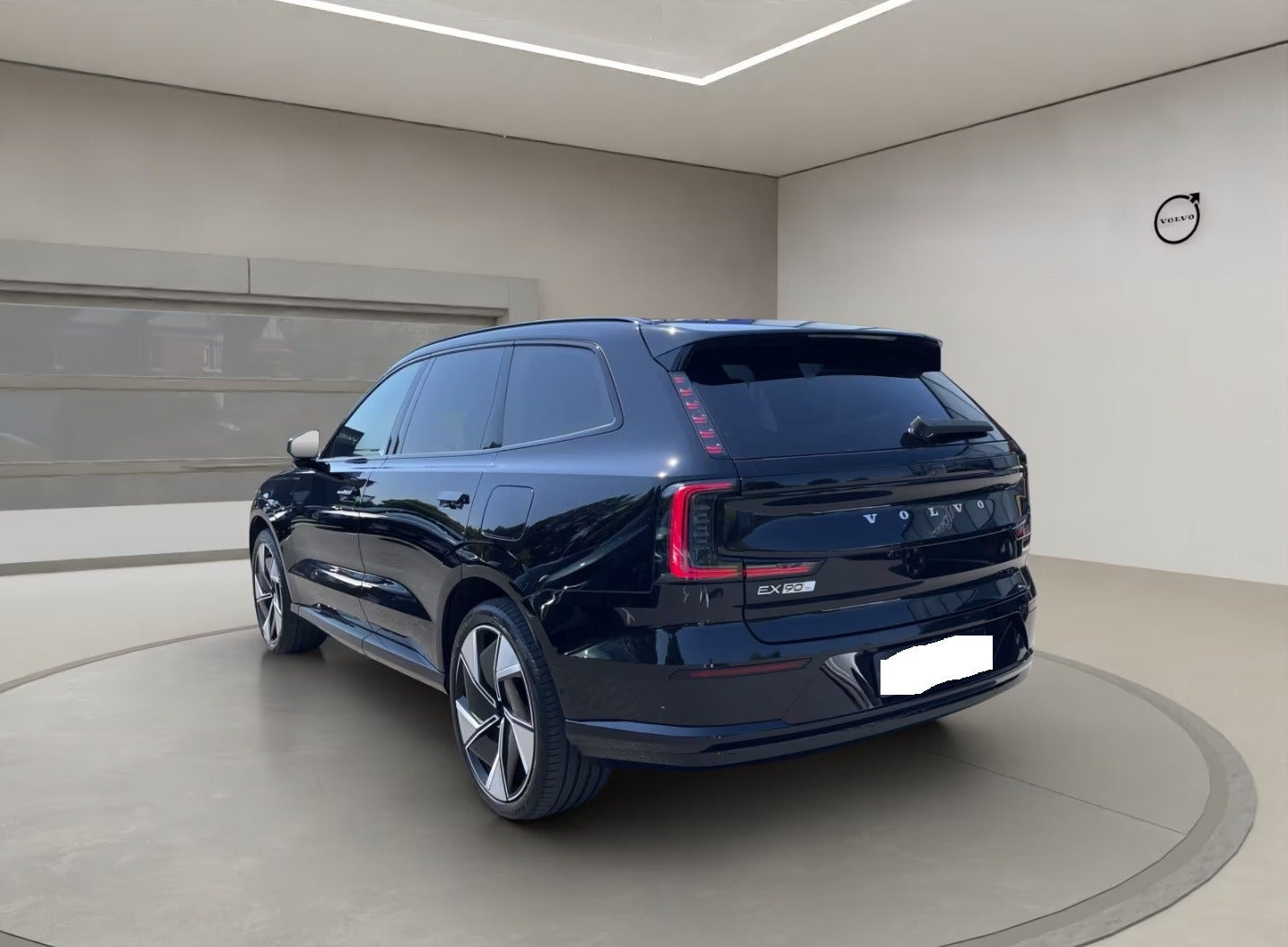Sort Volvo EX90 fra 2024