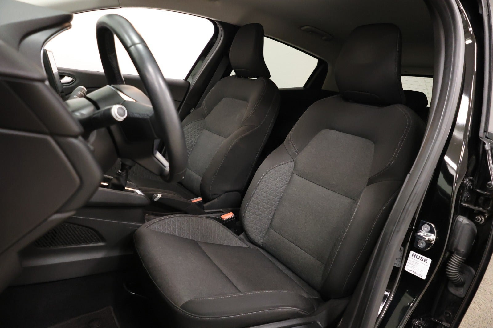 Sort Renault Clio V fra 2020