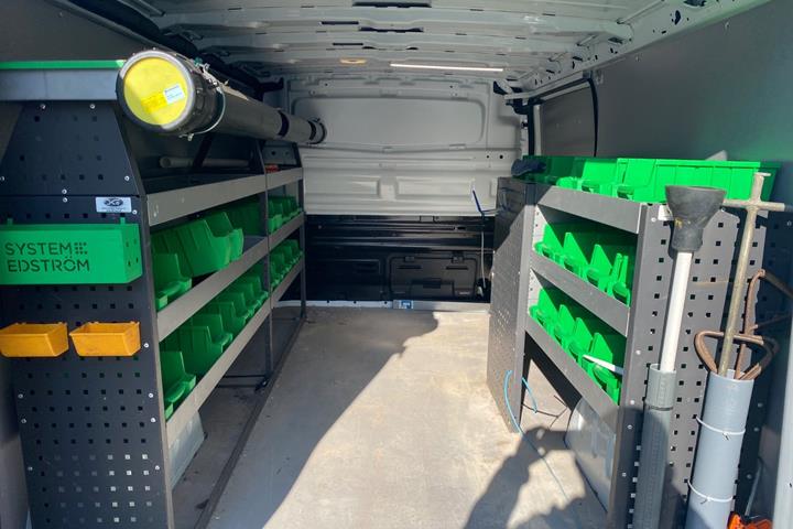 Hvid Renault Trafic T29 fra 2022
