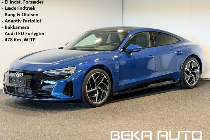 Blå Audi e-tron GT fra 2021 set udefra