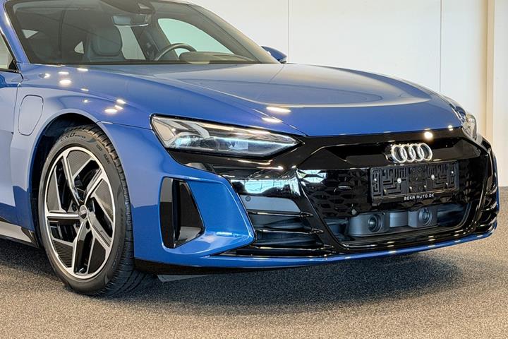 Blå Audi e-tron GT fra 2021