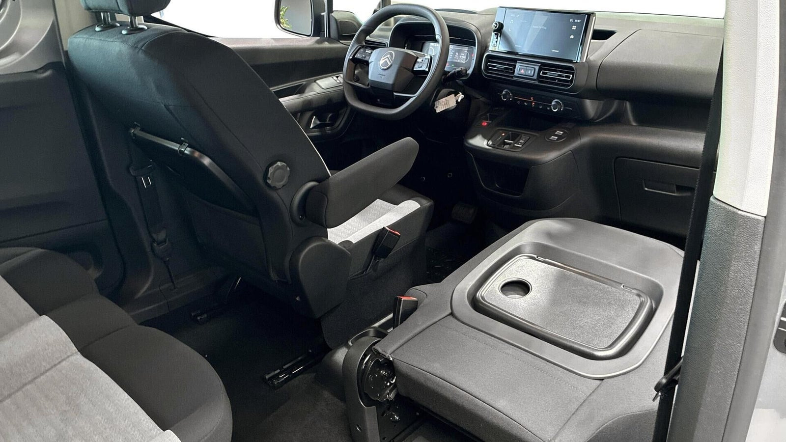 Grå Citroën ë-Berlingo fra 2025