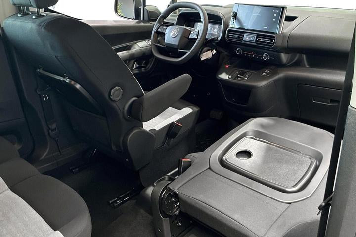 Grå Citroën ë-Berlingo fra 2025