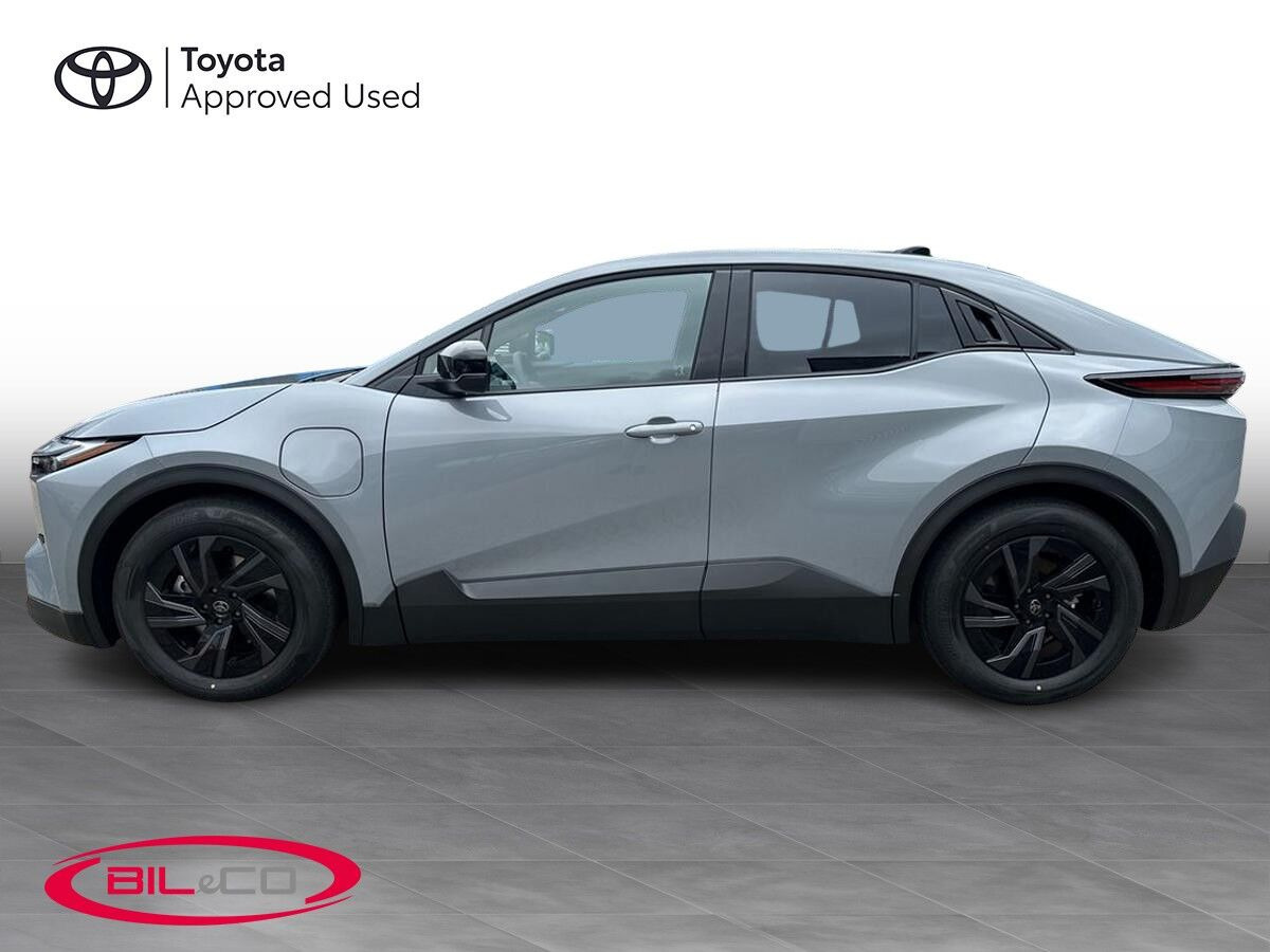 Grå Toyota Toyota C-HR+ fra 2026