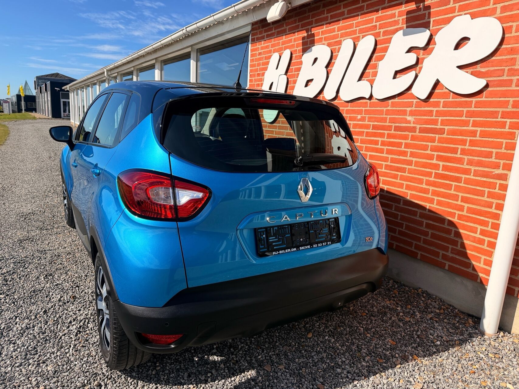 Blå Renault Captur fra 2015