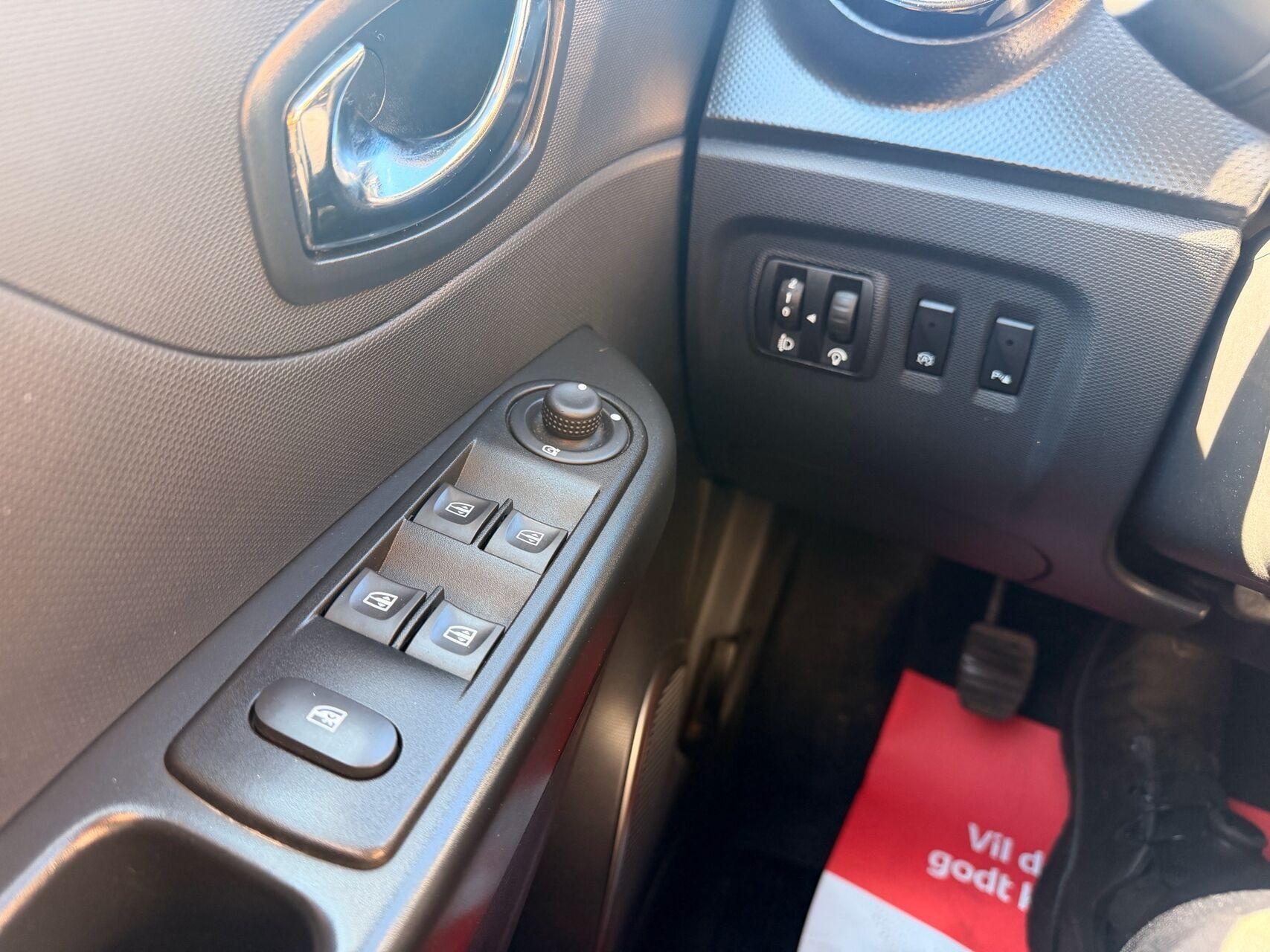 Blå Renault Captur fra 2015