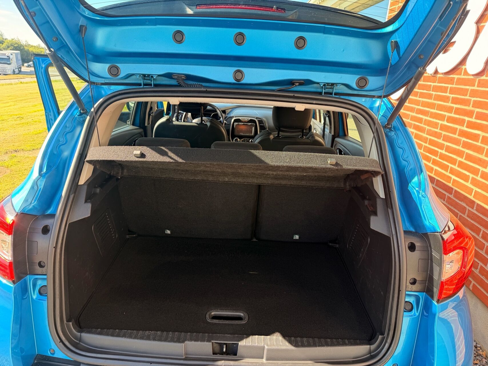 Blå Renault Captur fra 2015