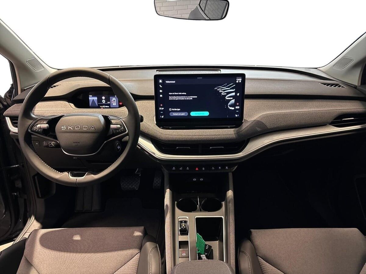 Grå Skoda Enyaq fra 2026