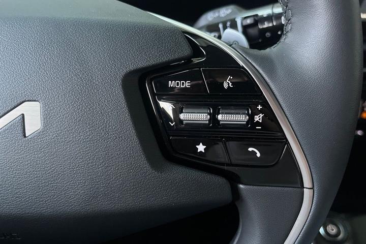 Hvid Kia Niro EV fra 2026