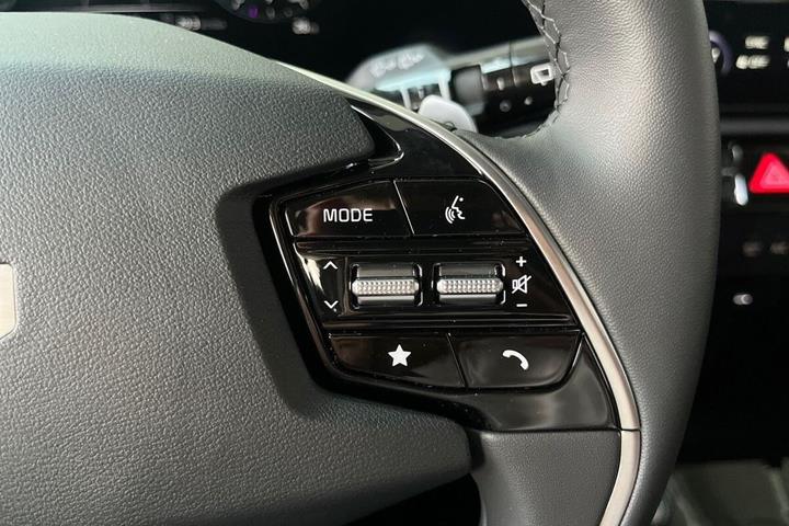 Grå Kia Niro EV fra 2026