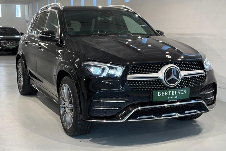 Sort Mercedes GLE350 de fra 2021