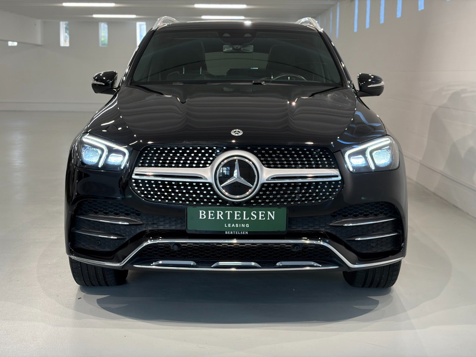 Sort Mercedes GLE350 de fra 2021