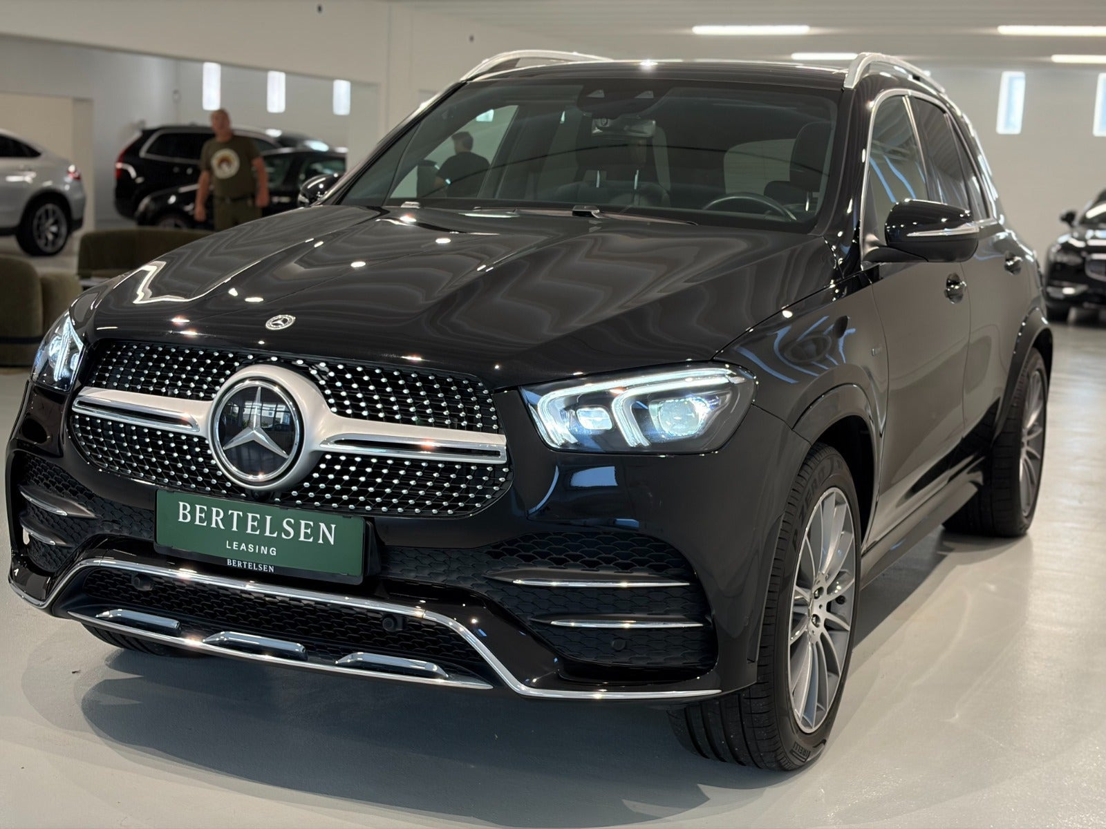 Sort Mercedes GLE350 de fra 2021