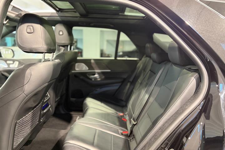 Sort Mercedes GLE350 de fra 2021