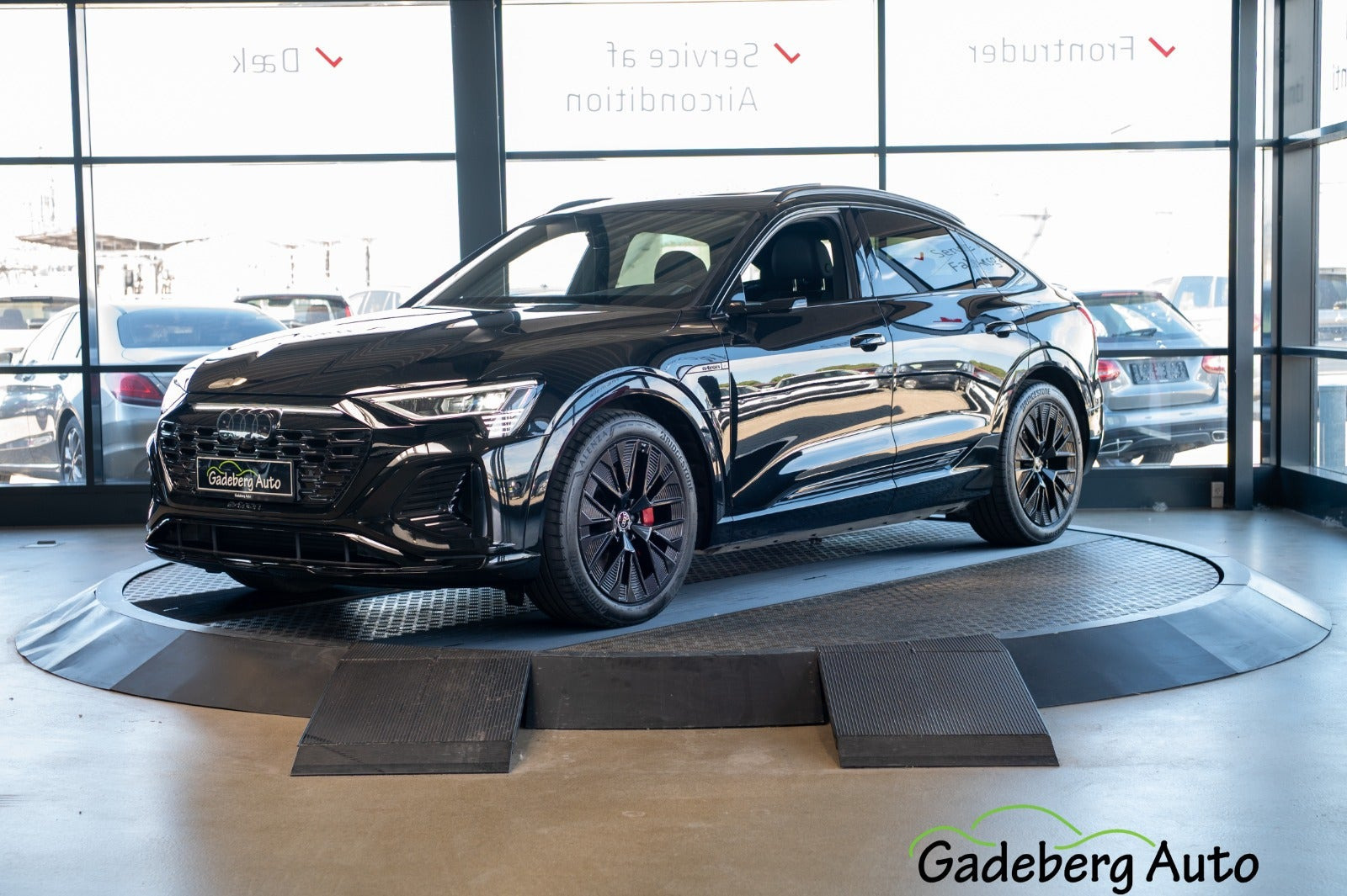 Sort Audi Q8 e-tron fra 2024