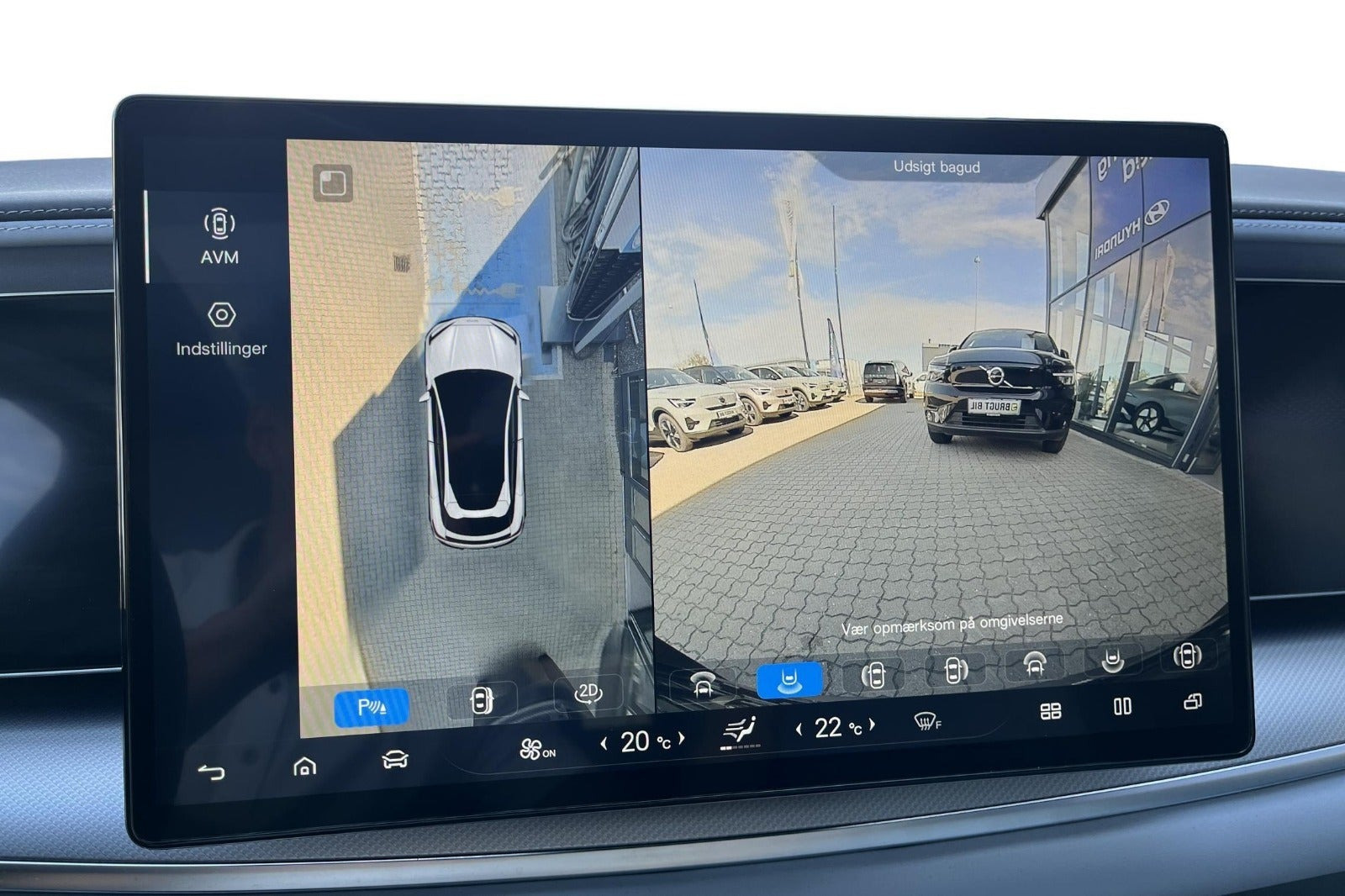 Grå BYD Sealion 7 fra 2024