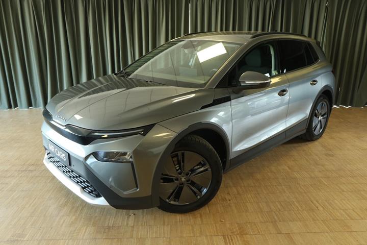 Grå Skoda Elroq fra 2025 set udefra