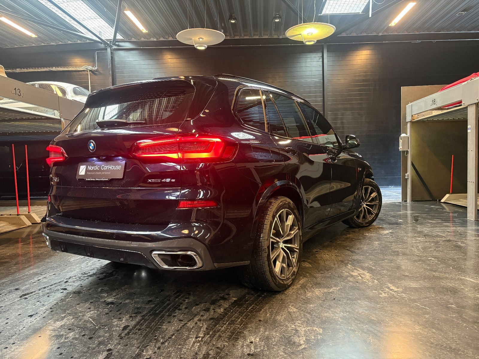 Sort BMW X5 fra 2022
