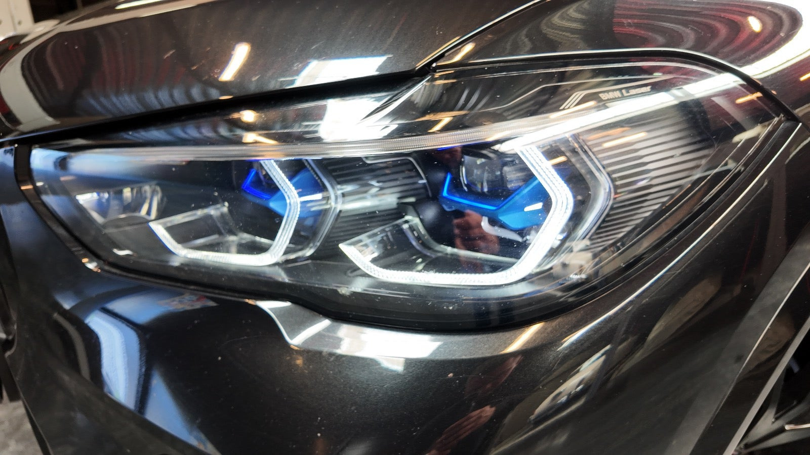 Sort BMW X5 fra 2022