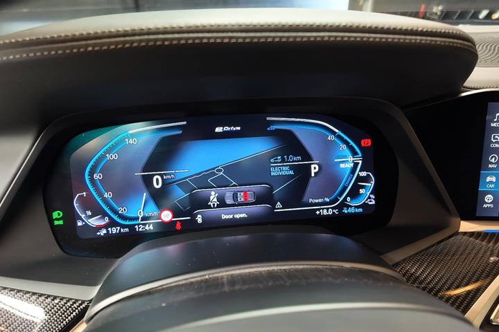Sort BMW X5 fra 2022