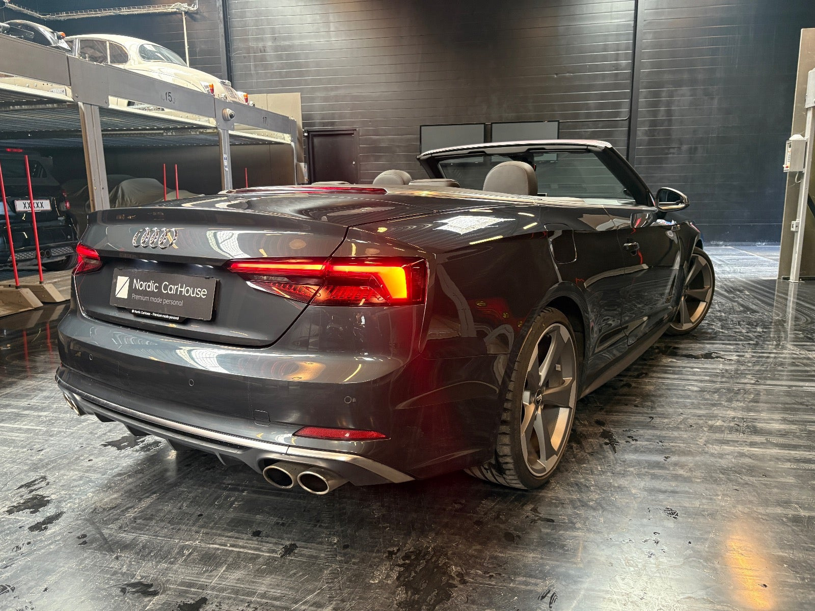 Grå Audi S5 fra 2018